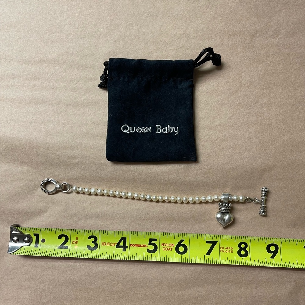 Queen Baby pearl bracelet